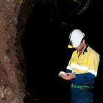 How to Choose the Right Size and Fit in Hi-Vis Workwear: 2025 Guide